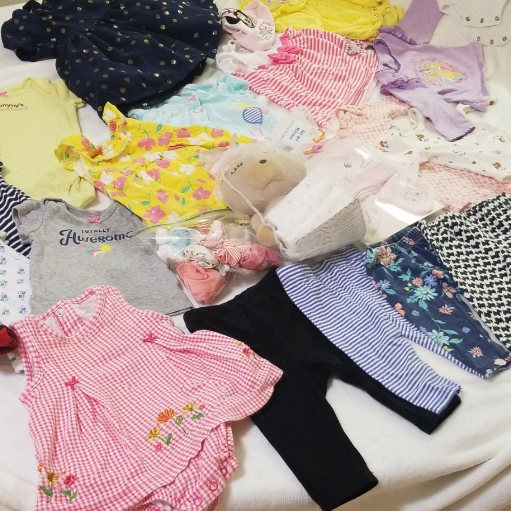 Bundle of name brand NB-3 months girl clothes